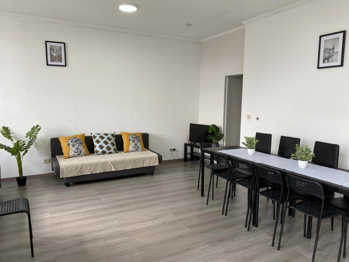 Apartments Plantin 3 Sleeping Rooms 2 Bathrooms. Antwerpen Bagian luar foto