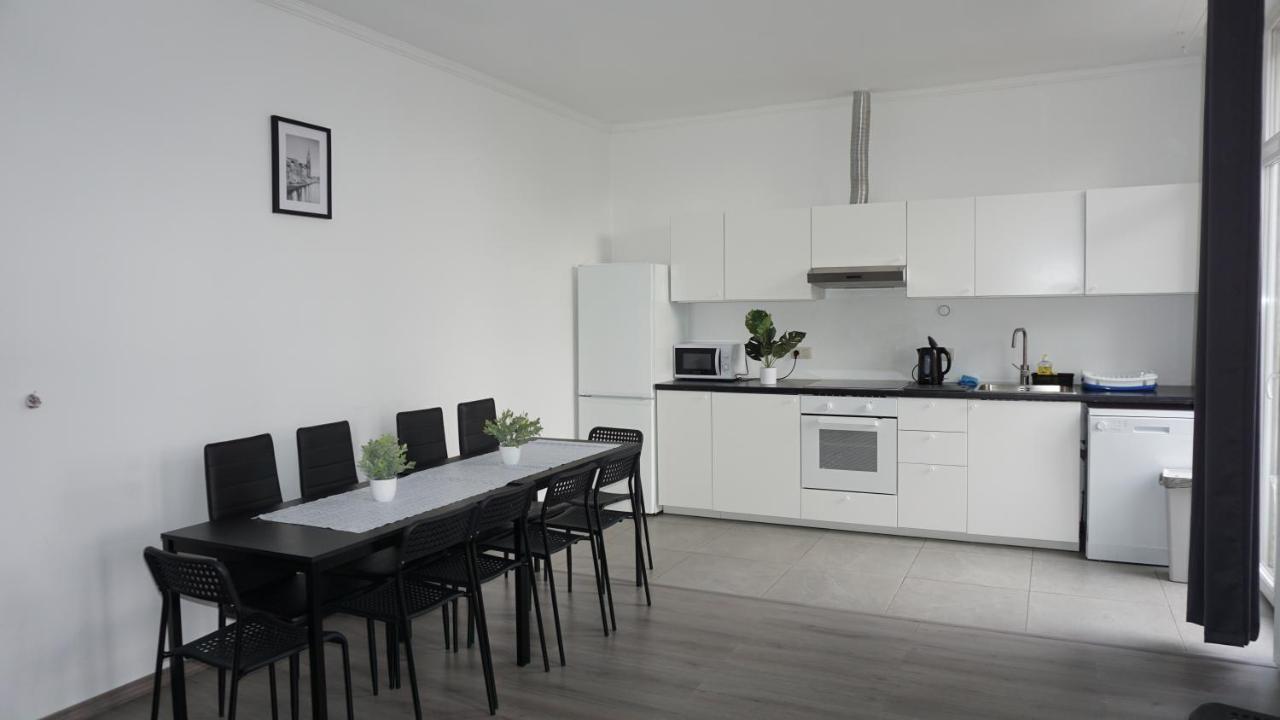 Apartments Plantin 3 Sleeping Rooms 2 Bathrooms. Antwerpen Bagian luar foto